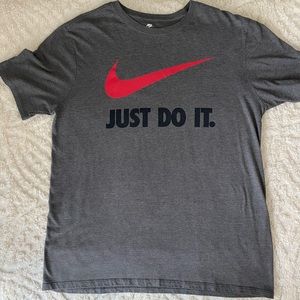 "The Nike Tee" Sz L